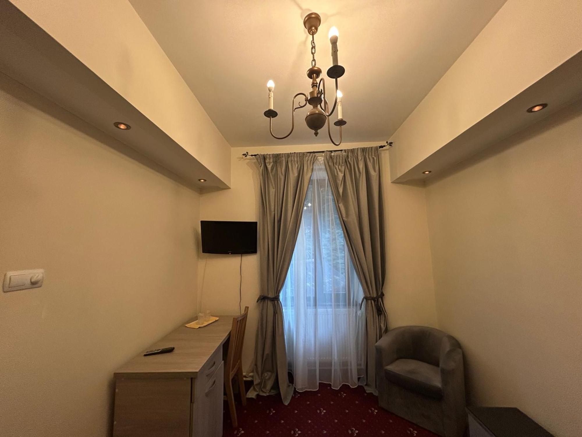 Stavilar 3*